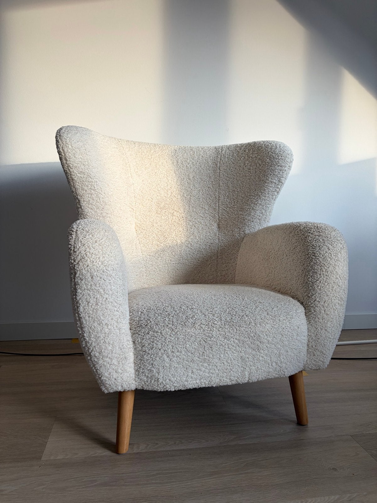 Jysk Vildsund fauteuil off-white teddy, Ophalen, Zo goed als nieuw, Stof, 75 tot 100 cm