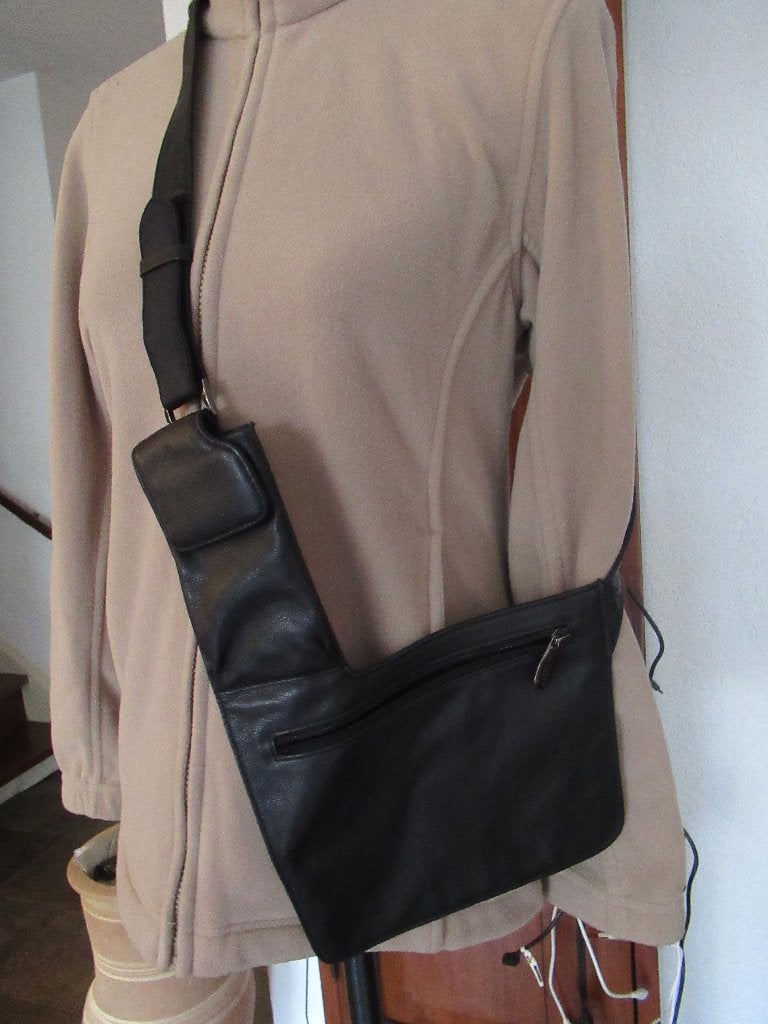 LEREN TAS met aan de bovenkant apart vakje voor telefoon €25, Ophalen of Verzenden, Nieuw, Zwart, Overige typen