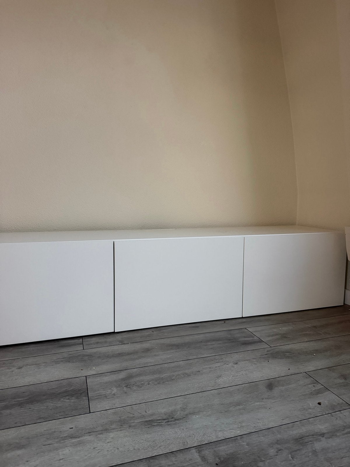 Witte TV-kast / IKEA besta, Huis en Inrichting, Ophalen, Gebruikt, 150 tot 200 cm, Minder dan 100 cm