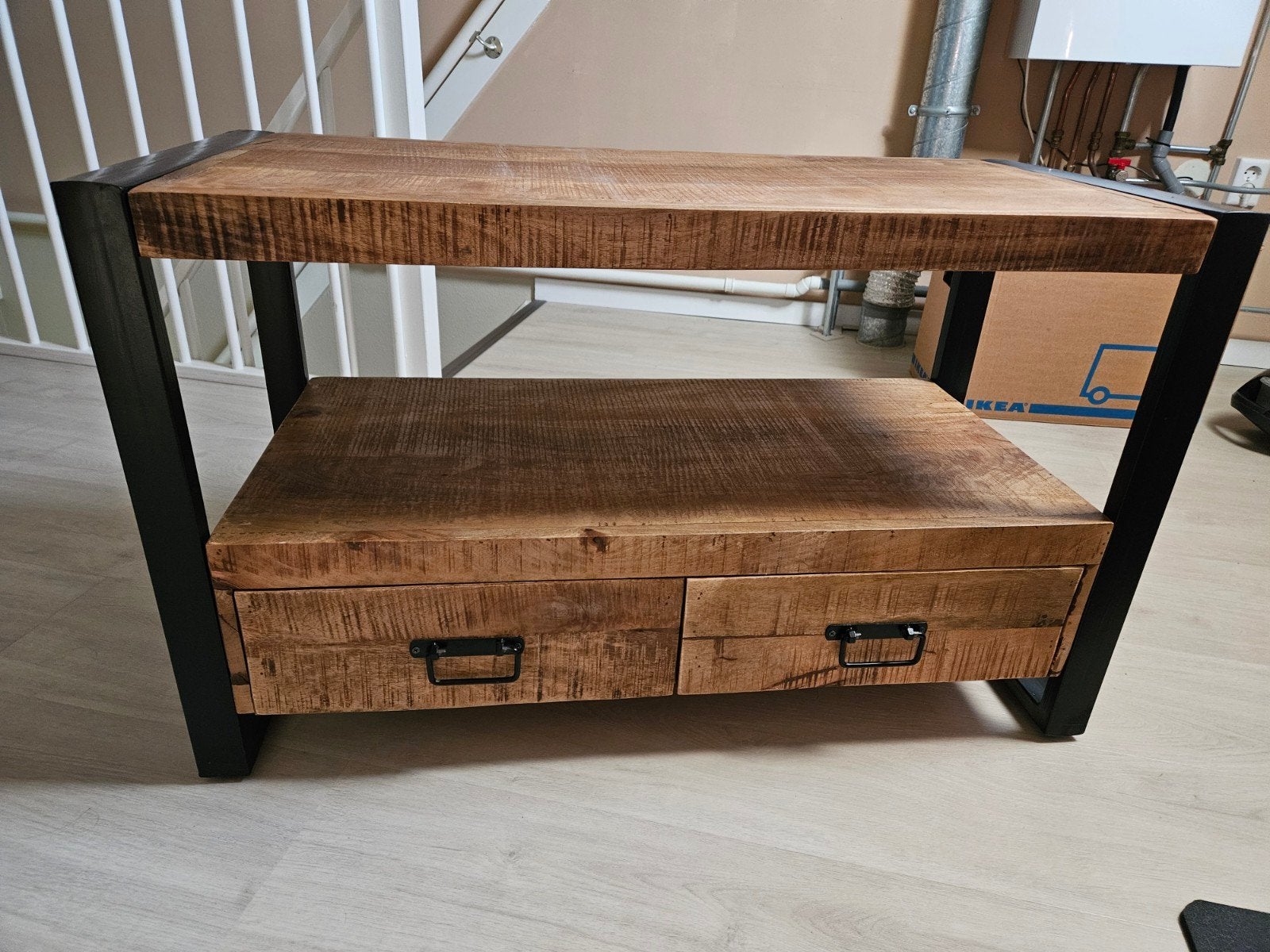 Tv-meubel Britt met 2 lades - mangohout, Ophalen, 100 tot 150 cm, Zo goed als nieuw, Minder dan 100 cm