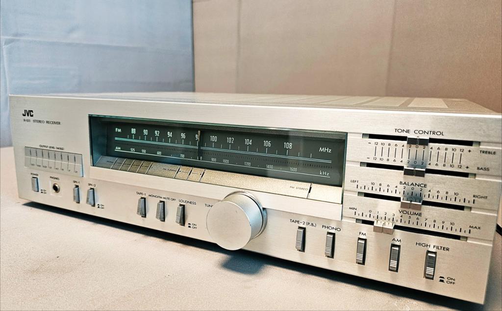 Vintage JVC versterker/tuner R-S11 uit 1980 i.z.g.s., Ophalen of Verzenden, Minder dan 60 watt, Overige merken