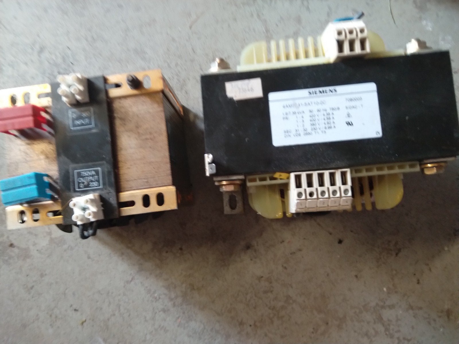 trafo`s 380 naar 230 volt gescheiden wikkeling, Ophalen of Verzenden