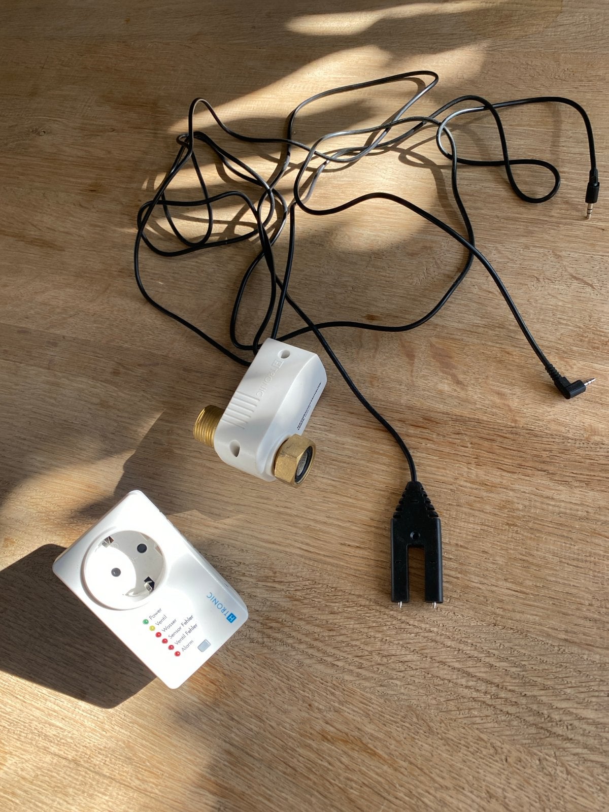 HTRONIC Waterbeveiligingsschakelaar met ventiel WS51V