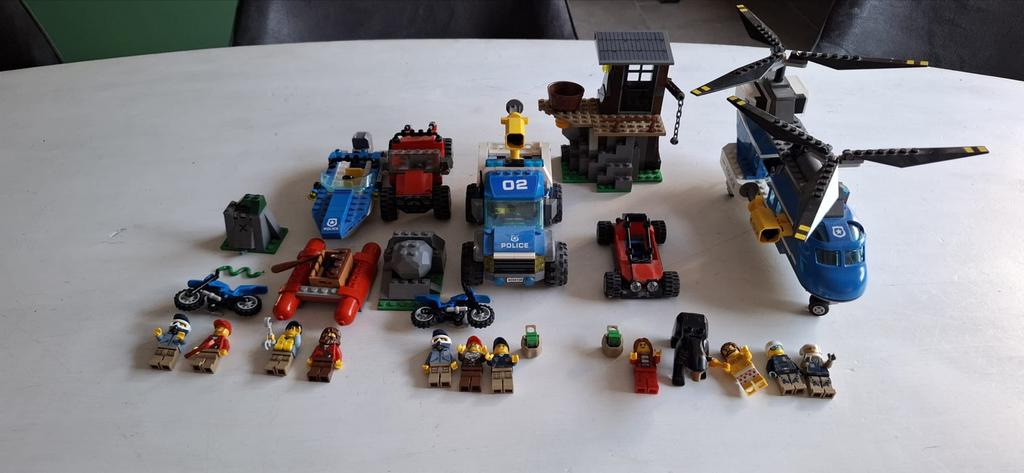 Lego city Politie sets 60170, 60172, 60173, 60176, Kinderen en Baby's, Speelgoed | Duplo en Lego, Lego, Ophalen of Verzenden, Complete set