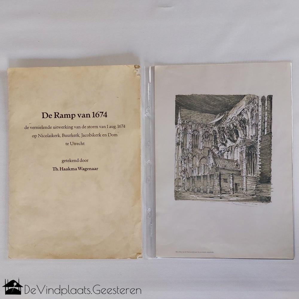 De Ramp van 1674 – Utrechtse kerken vernield, Ophalen of Verzenden, 17e en 18e eeuw, Zo goed als nieuw