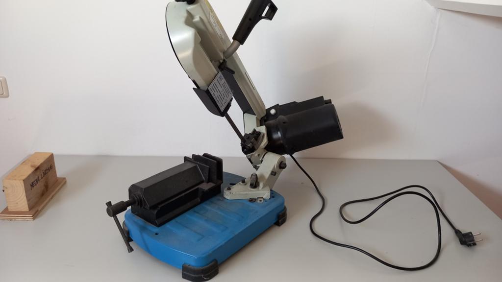 HBM 125 - VARIABEL Metaallintzaag, Ophalen, Gebruikt, 70 mm of meer, HBM