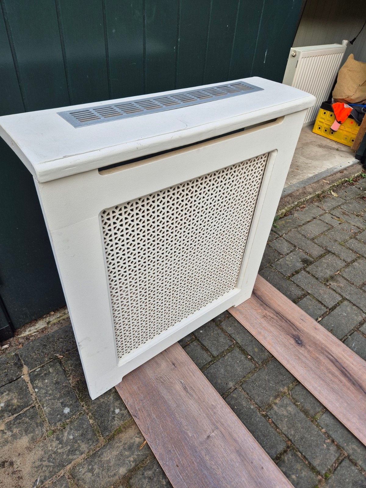 Mooie radiatorombouw 78x70x19cm - Tiel, Ophalen, Zo goed als nieuw