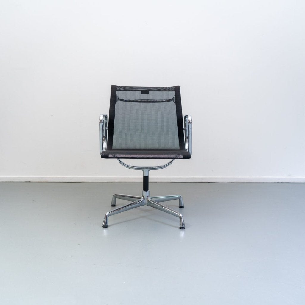 Vitra Eames EA 108 Stoel Zwart Stof - Chroom, Niet ingevuld, Zo goed als nieuw, Niet ingevuld, Niet ingevuld