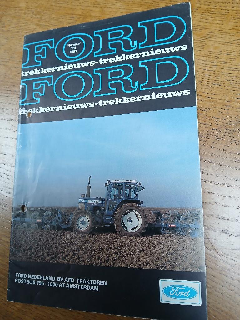 Ford tractor folders, Ophalen of Verzenden, Gelezen