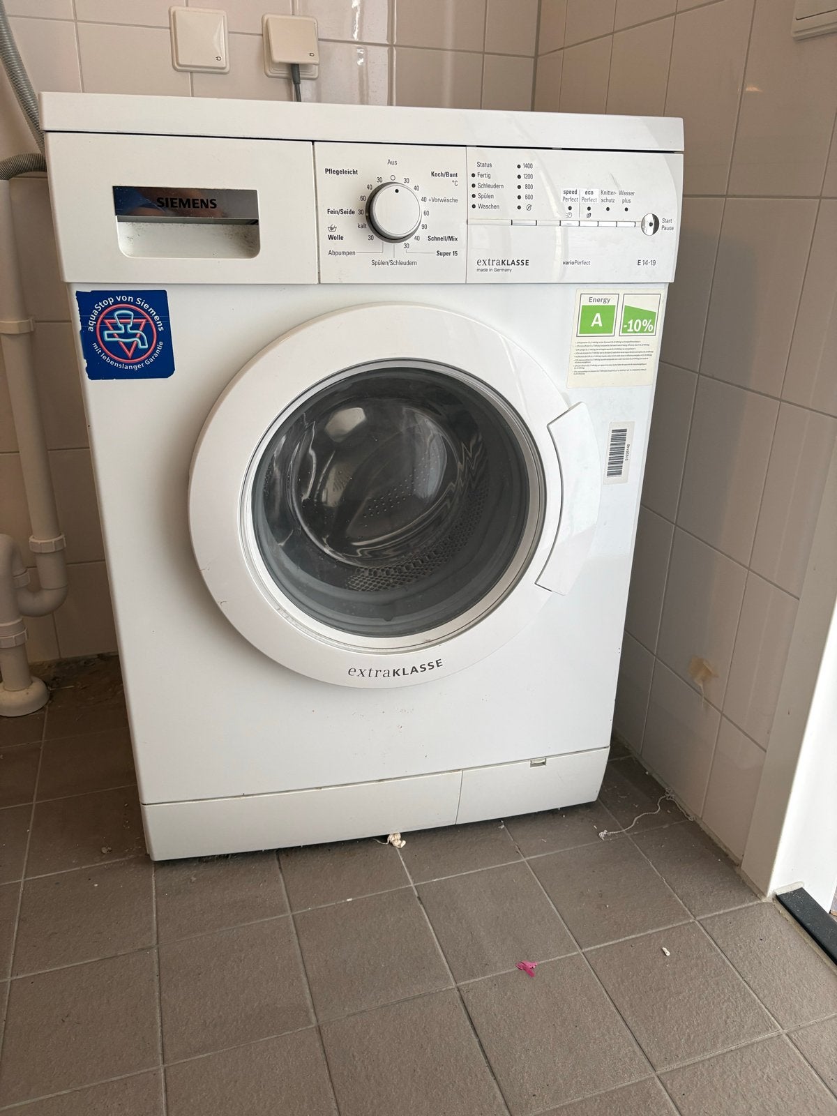 Siemens Extraklasse voorlader wasmachine (6kg, 1400 tpm), Witgoed en Apparatuur, Ophalen, 1200 tot 1600 toeren, Gebruikt, 4 tot 6 kg