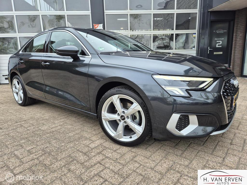 Audi A3 Limousine 30 TFSI Advanced edition, Auto's, Automatische klimaatregeling, Origineel Nederlands, Bedrijf, 19 km/l