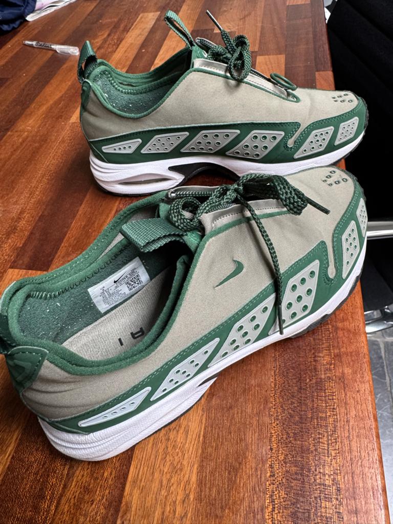 Nike Air Max Sneakers - Groen maat 40,5, Kleding | Dames, Schoenen, Ophalen of Verzenden, Gedragen, Overige kleuren, Sneakers of Gympen