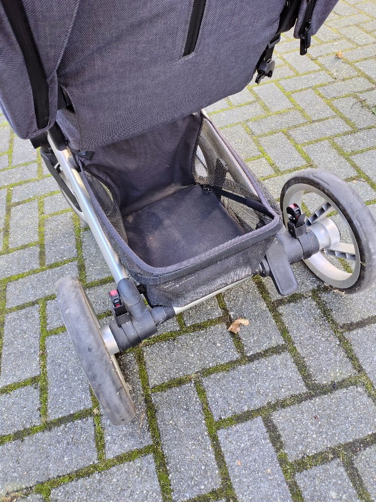 Mutsy kinderwagen - Blauw met bruine accenten, Ophalen, Gebruikt, Combiwagen, Mutsy