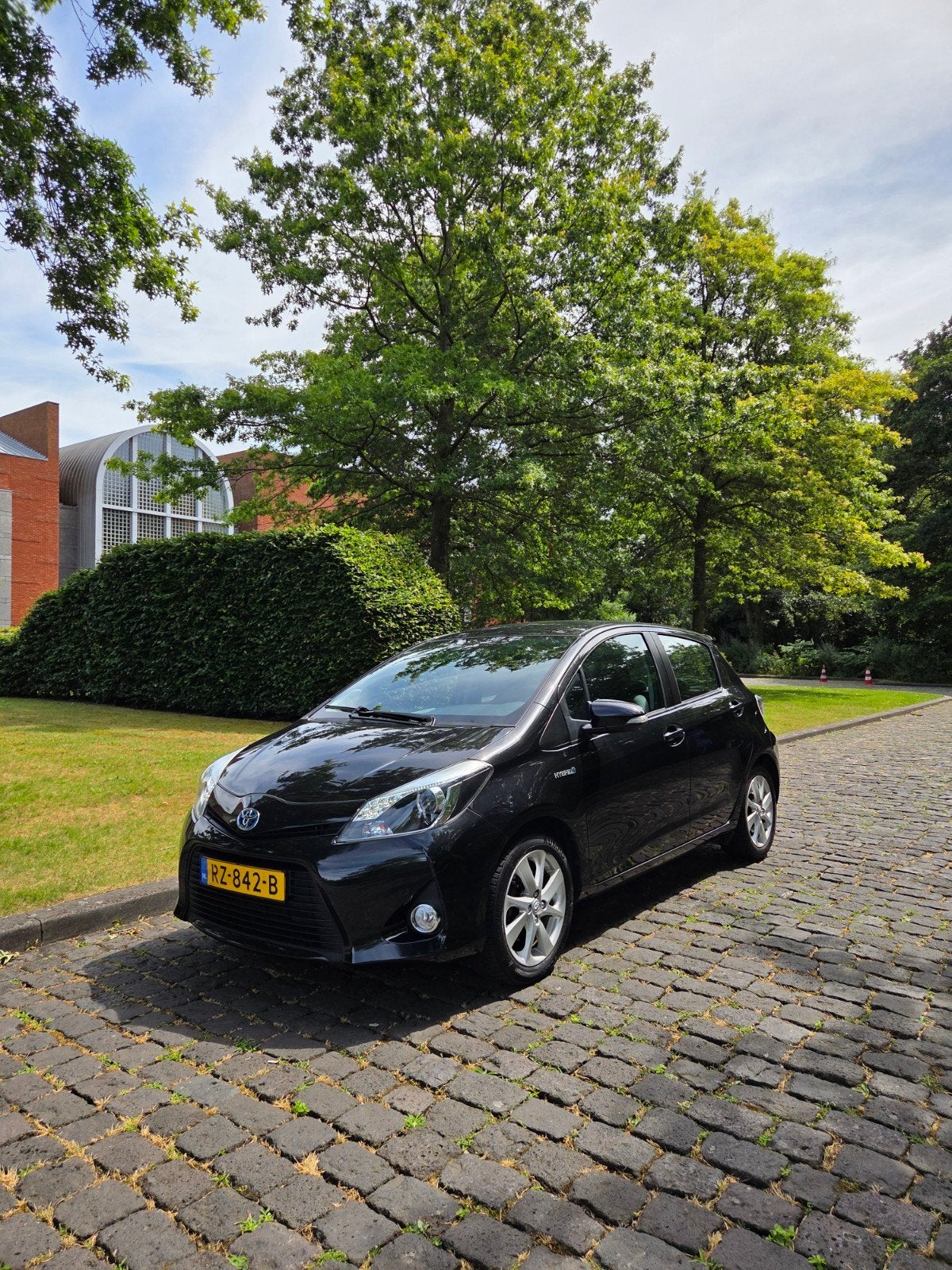 Toyota Yaris 1.5 Full Hybrid dynamic, Auto's, Toyota, Particulier, Yaris, Airbags, Airconditioning, Alarm, Android Auto, Cruise Control