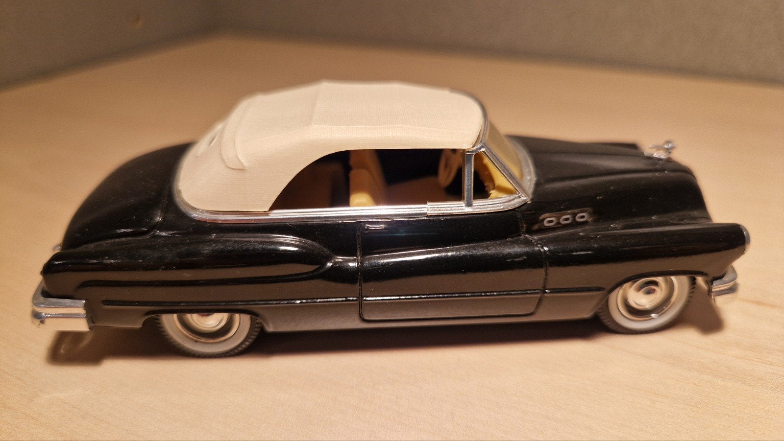 Solido Buick 1950 Cabriolet - Zwart schaalmodel, Hobby en Vrije tijd, Modelauto's | 1:43, Ophalen of Verzenden