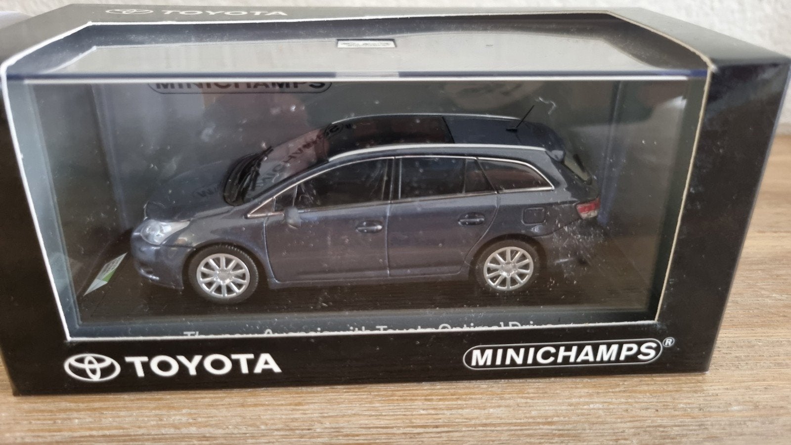 Minichamps 1/43 Toyota Avensis Optimal Drive, Hobby en Vrije tijd, Modelauto's | 1:43, Ophalen of Verzenden, Nieuw, Auto, MiniChamps