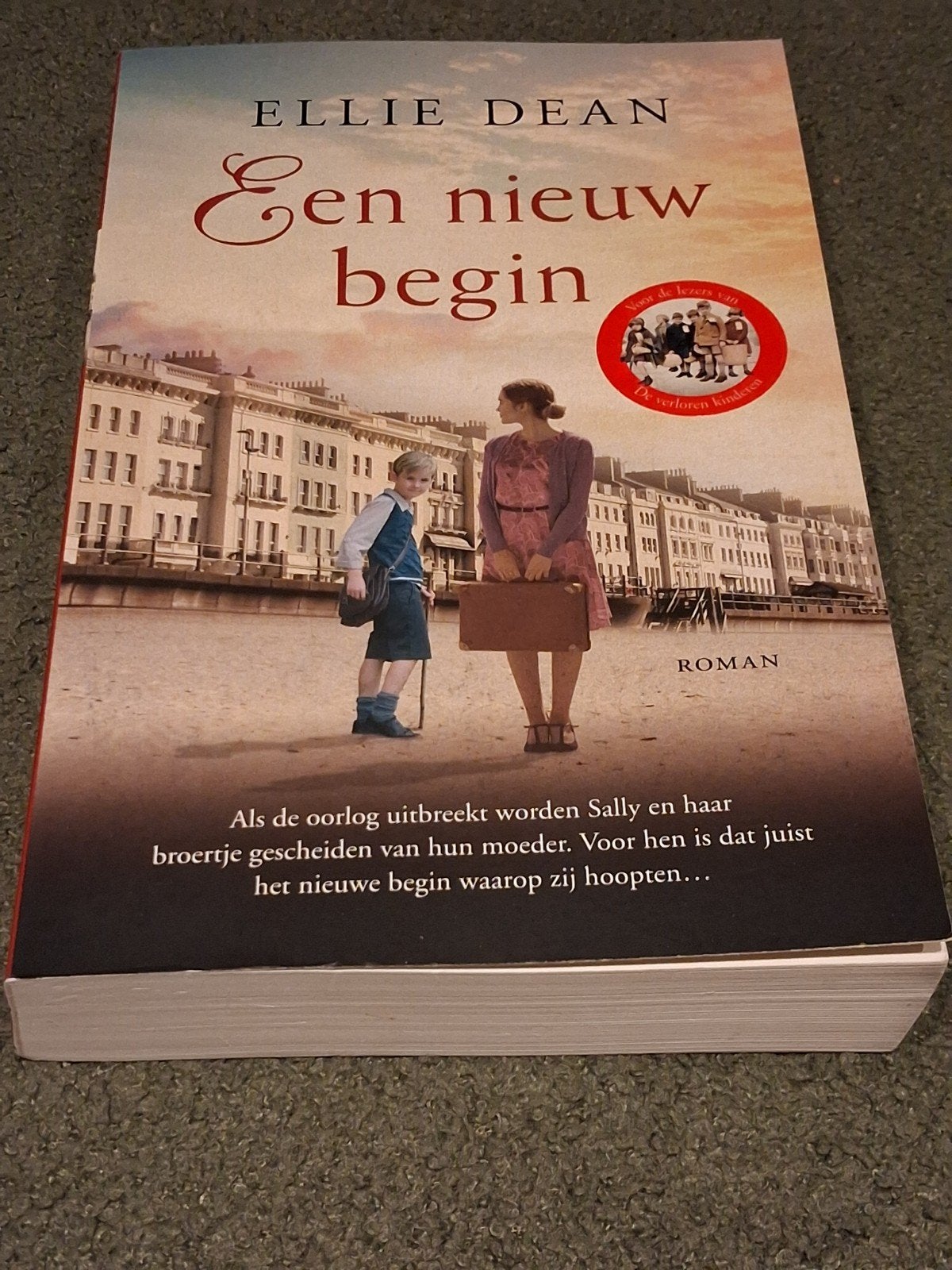 Ellie Dean - Een nieuw begin (roman), Ophalen of Verzenden, Gelezen, Ellie Dean, Nederland