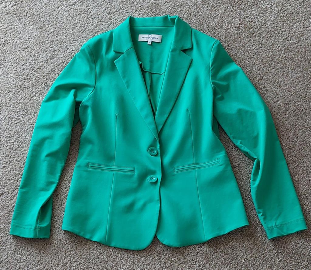 Broekpak, &Co Woman, groen, maat M. Als nieuw!, Maat 38/40 (M), Kostuum of Pak, Ophalen of Verzenden, Groen