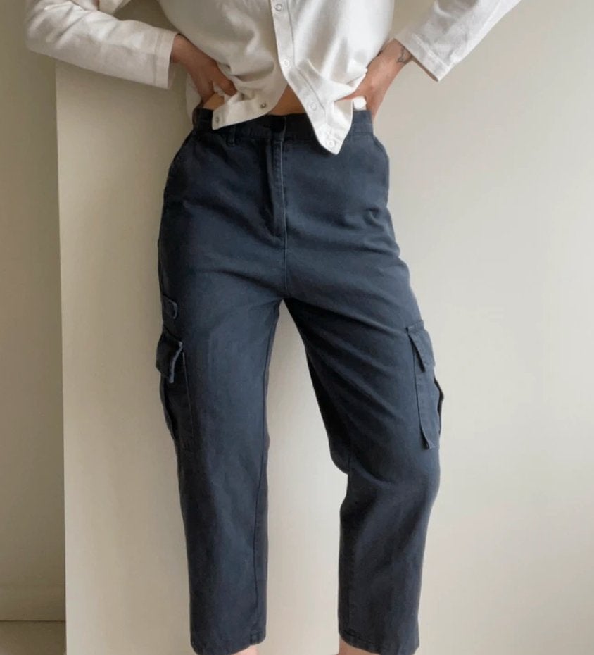 Faded black high waisted cropped cargo size 38 pants, Maat 38/40 (M), Zwart, Ophalen of Verzenden, Onbekend