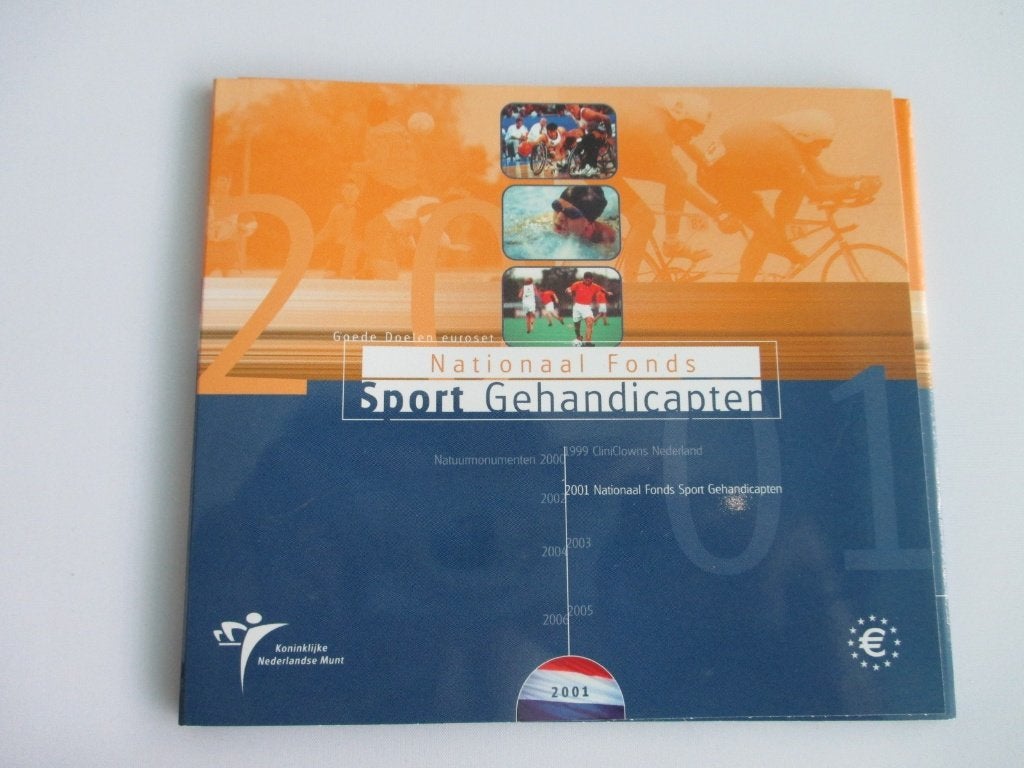 Goede Doelen set sport gehandicapten 2001 bu, Postzegels en Munten, Munten | Nederland, Ophalen of Verzenden, Koningin Beatrix