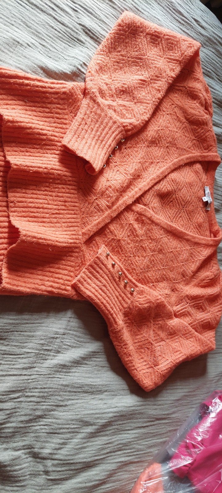 wollen zacht oranje/perzikkleur trui met v hals, Kleding | Dames, Oranje, Zo goed als nieuw, Maat 34 (XS) of kleiner, Morgan
