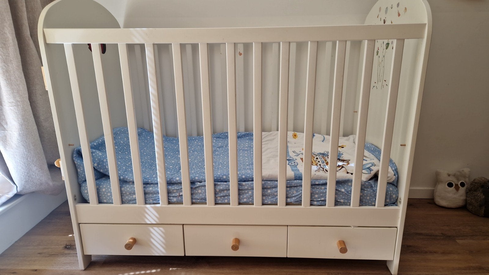 IKEA cot met matras en 3 lades, Ophalen, Gebruikt, Minder dan 140 cm, Matras