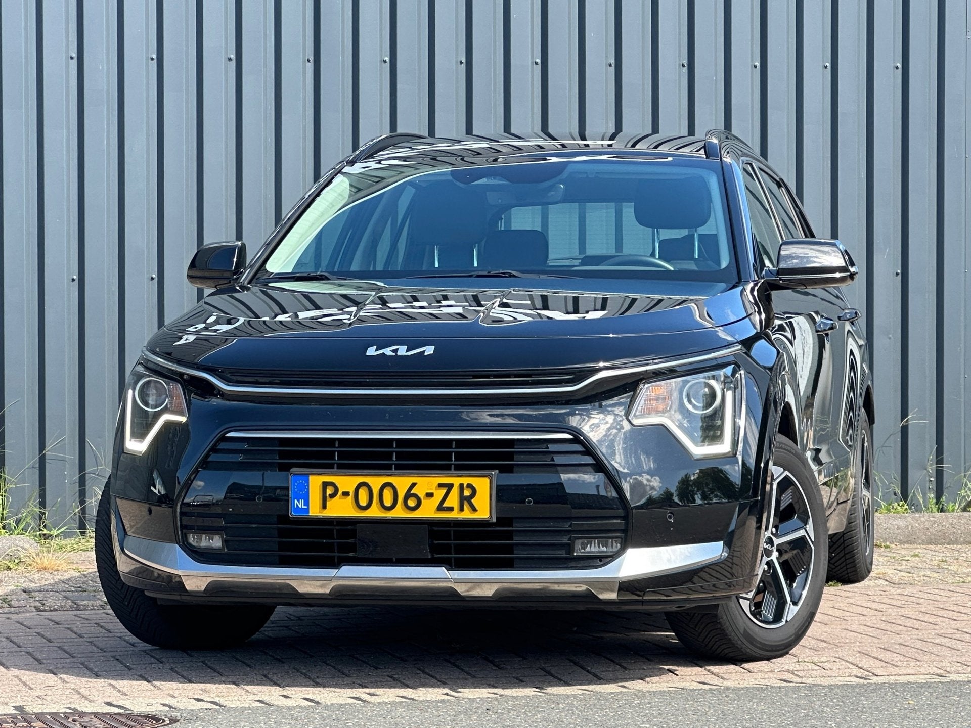 Foto 3 van Kia Niro 1.6 GDi Hybrid DynamicLine CAMERA|LEER|NAVI