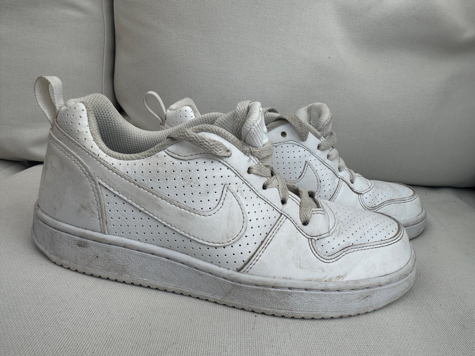 Nike Court Borough Low sneakers maat 38, Ophalen, Wit, Sneakers of Gympen, Gedragen