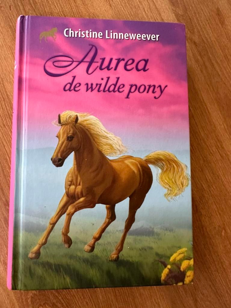 2 paarden boeken, Ophalen of Verzenden, Gelezen, Fictie algemeen