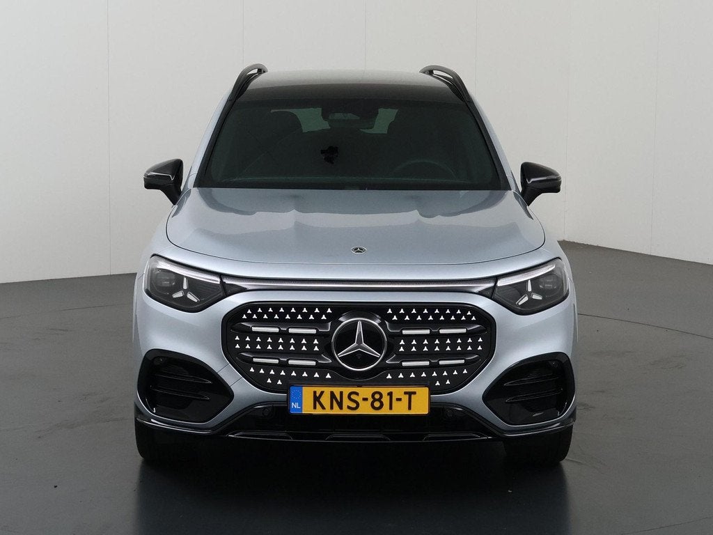 Mercedes-Benz GLB 250+ Business Solution AMG 85.5 kWh | Pano, Auto's, Mercedes-Benz, 2095 kg, Achterwielaandrijving, Zwart, 607 km