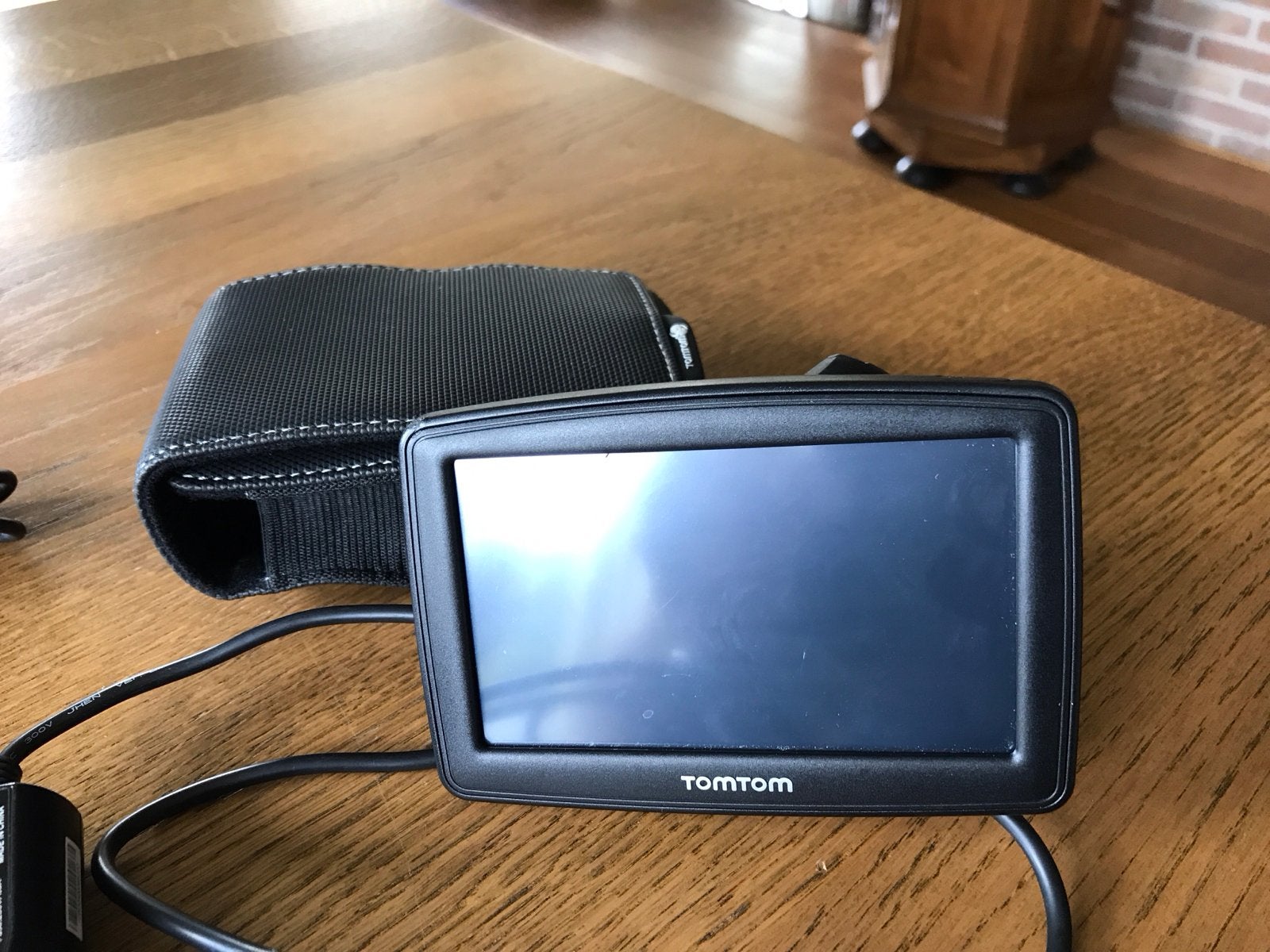 TomTom XL navigatiesysteem met hoesje, Ophalen of Verzenden, Gebruikt