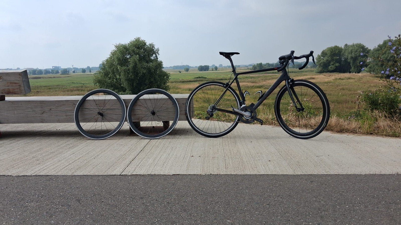Canyon Ultimate CF SLX Ultegra Di2, 4iiii powermeter Maat 60, 28 inch, Gebruikt, Velgrem, 57 tot 61 cm