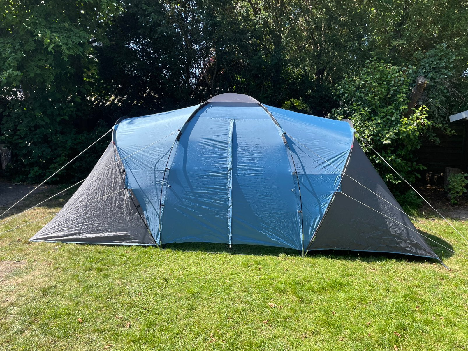 Quechua T4.2 Dome vierpersoons tent met twee slaapvertrekken, Ophalen, Zo goed als nieuw