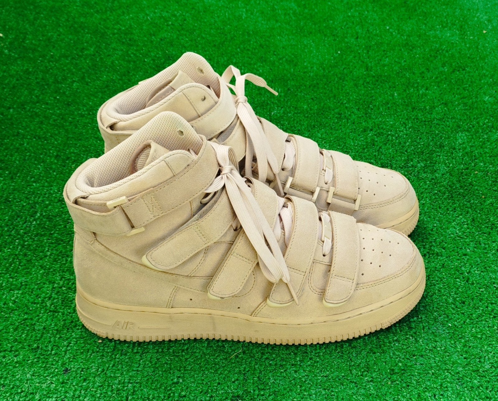 Nike Air Force 1 High '07 SP Billie Eilish Mushroom - #44, One Bowerman Drive, Beaverton, OR 97005, USA, Overige kleuren, Nike Inc.