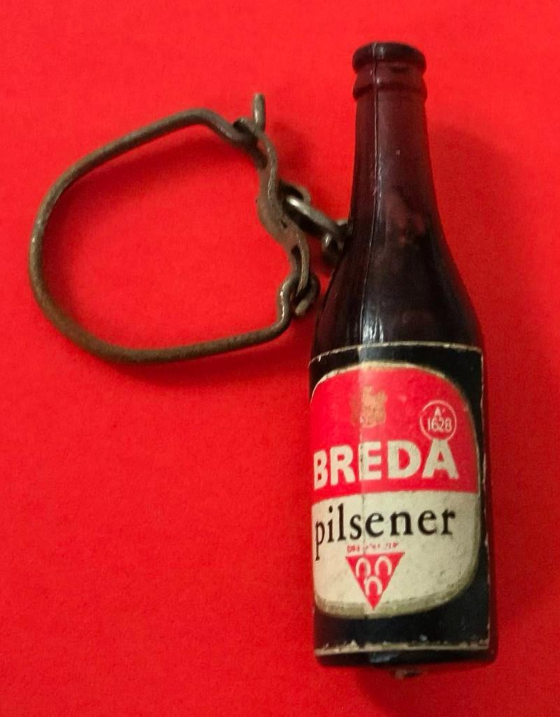 Breda bier Pilsener sleutelhanger, Verzamelen, Ophalen of Verzenden, Zo goed als nieuw, Merk