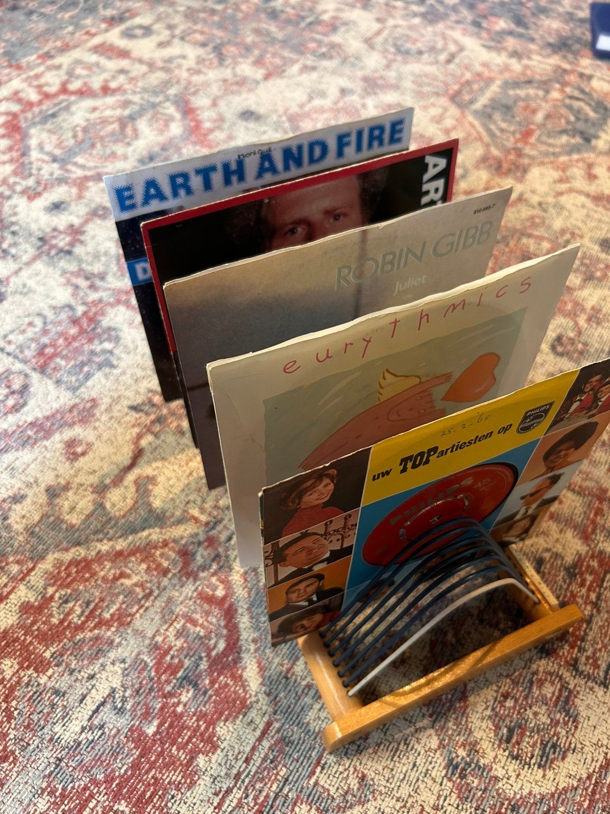 Vintage single rekje met 5 singles Earth and Fire Eurythmics, Ophalen of Verzenden, Zo goed als nieuw, Pop