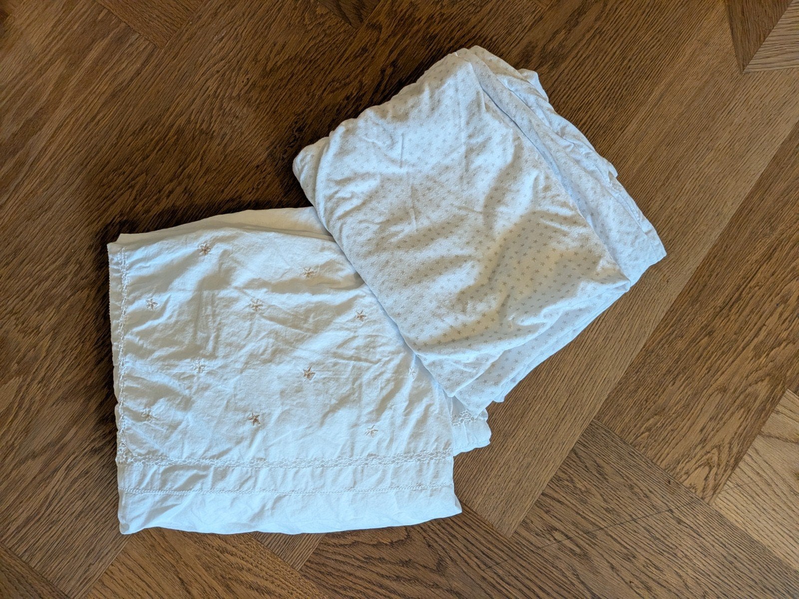 2x Dekbedovertrek 100x80 - Gebruikt, schoon, goede staat, Gebruikt, Geborduurd, Jongetje of Meisje, Dekbedovertrek