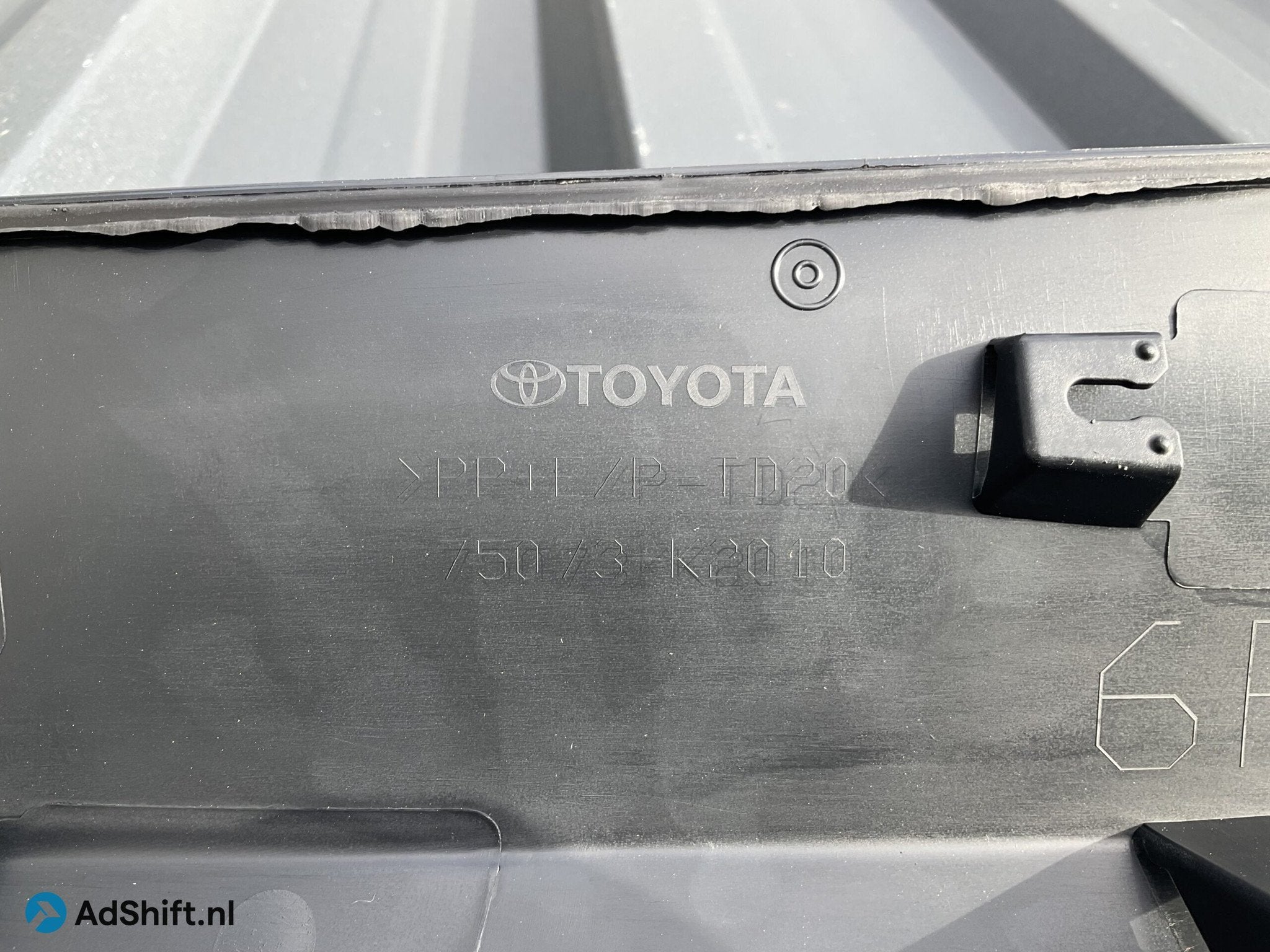 Deur lijst Toyota Yaris CROSS 75073-K2010 Voor Portier 20047, Auto-onderdelen
