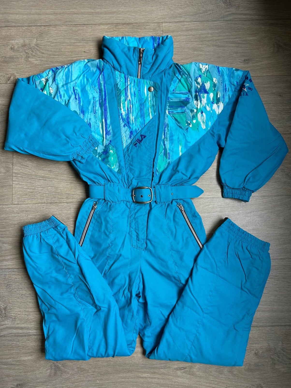 Vintage retro skipak FILA maat XS, Kleding | Dames, Wintersportkleding, Ophalen of Verzenden, Gedragen, Maat 34 (XS) of kleiner