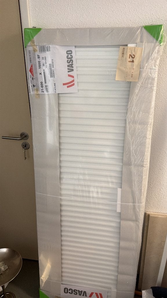 Vasco Flatline T22 radiator 600x1600 – 2627 Watt – Nieuw, Ophalen, 30 tot 80 cm, Hoog rendement (Hr), Radiator