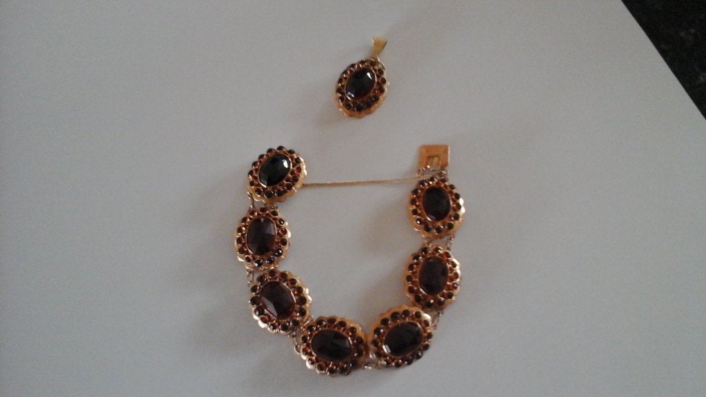 14 karaat gouden armband met hanger., Ophalen of Verzenden, Zo goed als nieuw, Met edelsteen, Goud