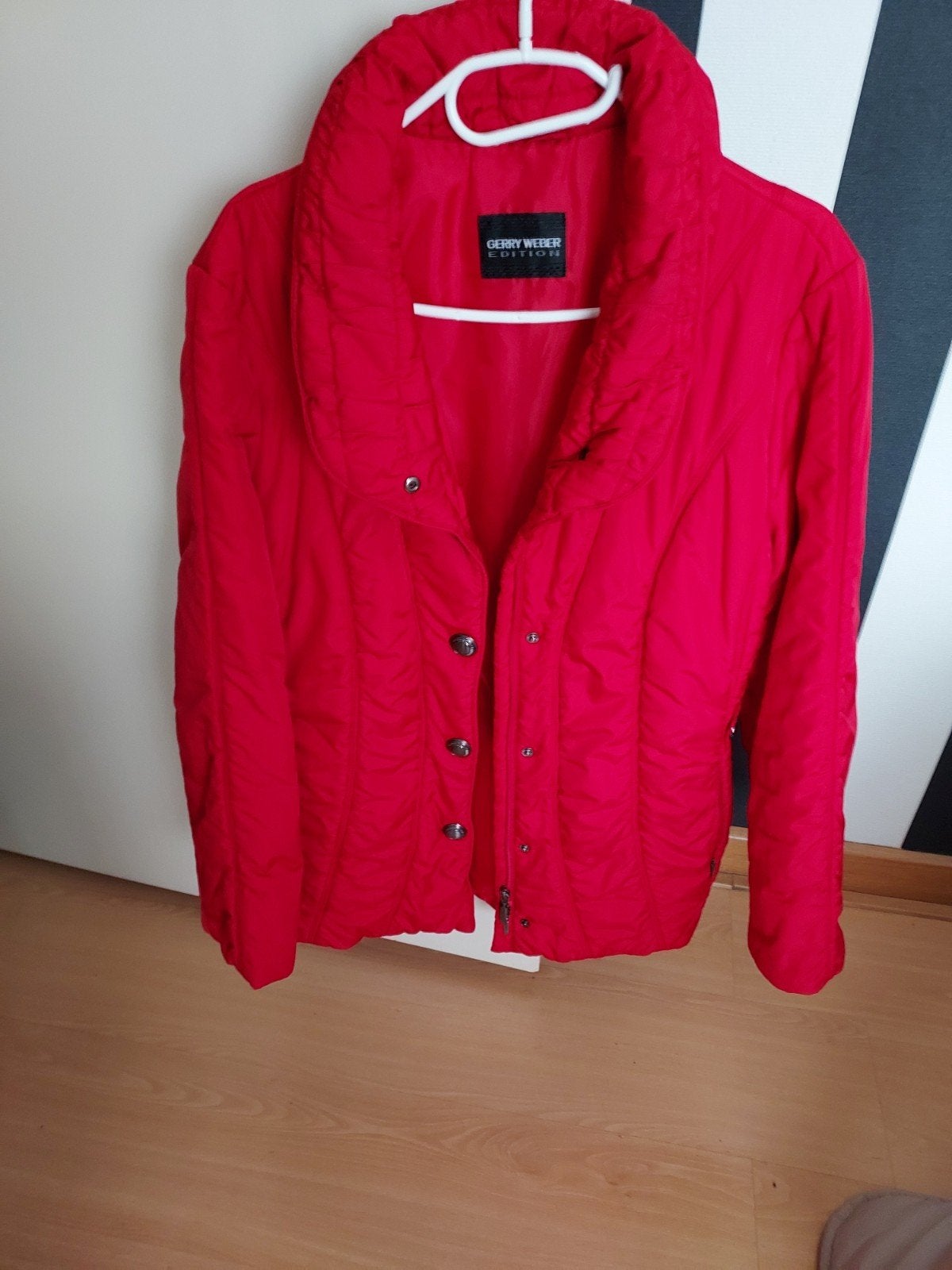 Gerry Weber Edition Rode Gewatteerde Jas, Maat 42/44 (L), Ophalen of Verzenden, Zo goed als nieuw, Gerry Weber