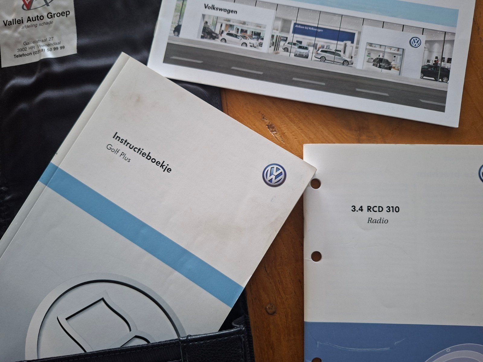 VW instructie boek Golf plus, Ophalen of Verzenden