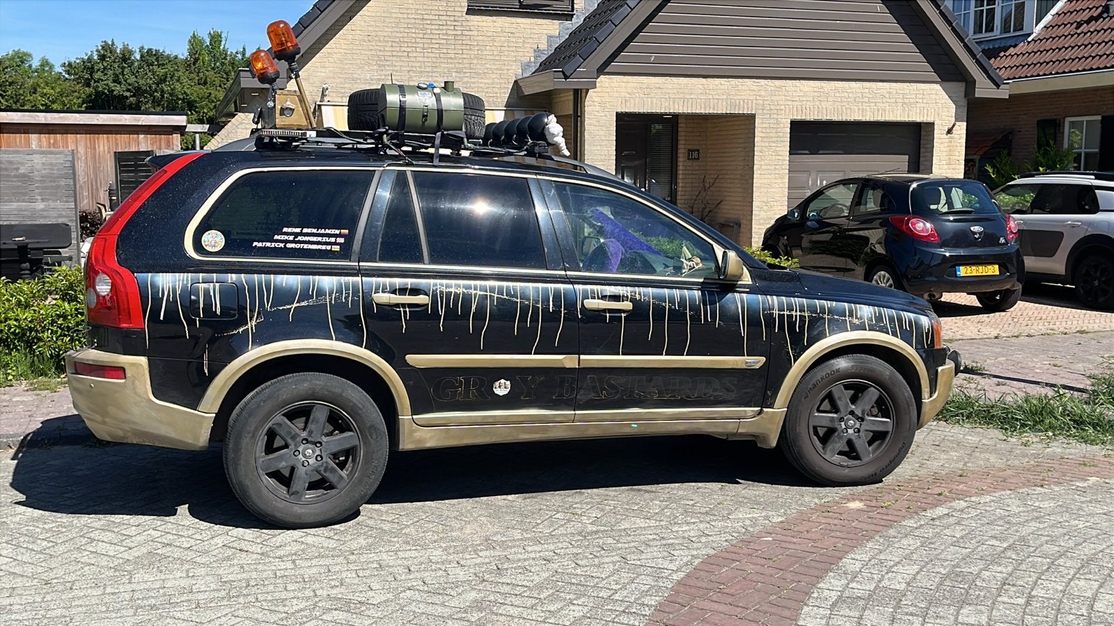 Volvo XC90 2.5 T Geartronic 2004 Zwart, 7 stoelen, Vierwielaandrijving, SUV of Terreinwagen, 2035 kg