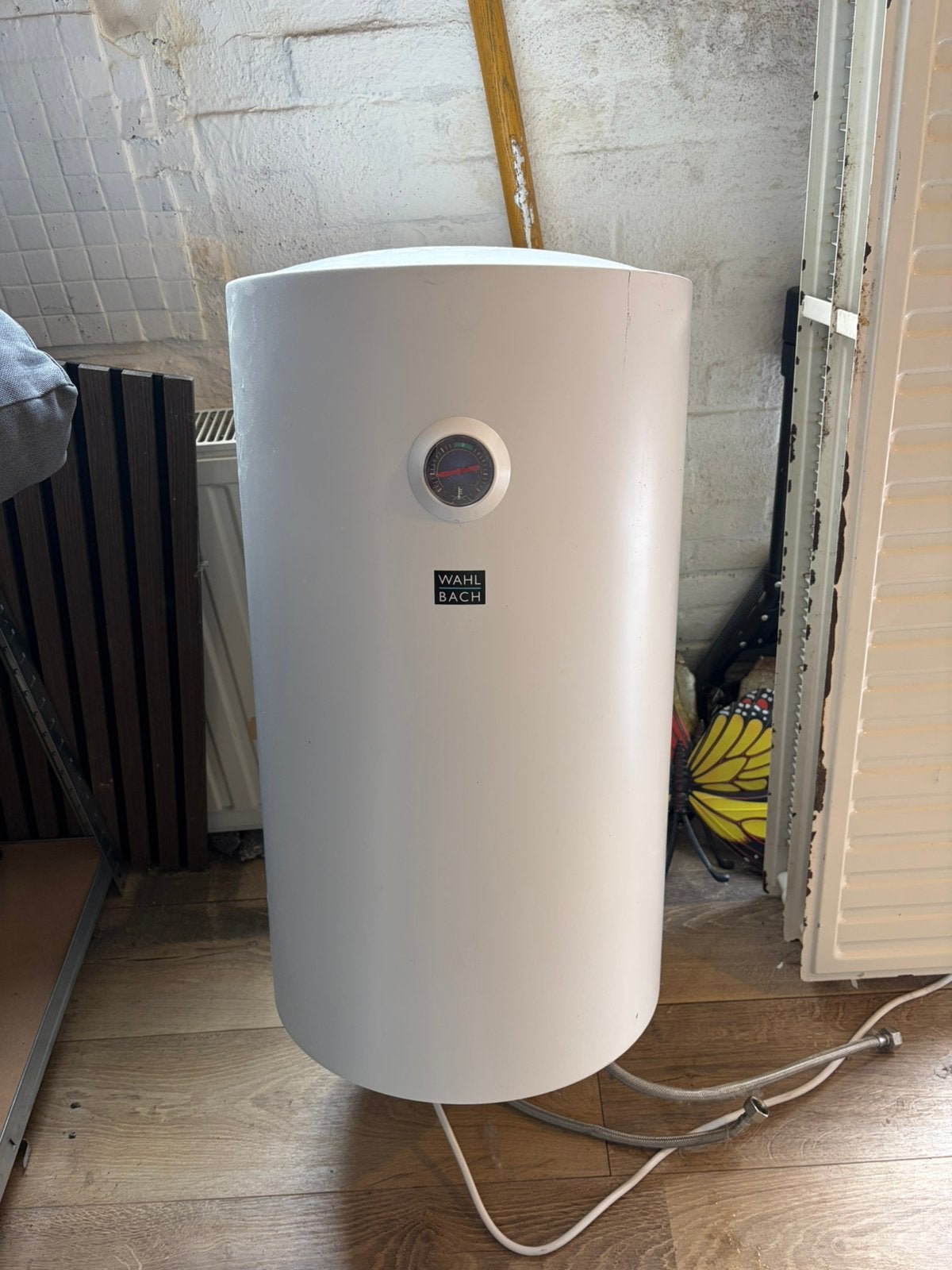 Wahlbach elektrische boiler – inclusief aansluitmateriaal, Ophalen, 20 tot 100 liter, Boiler, Minder dan 3 jaar oud