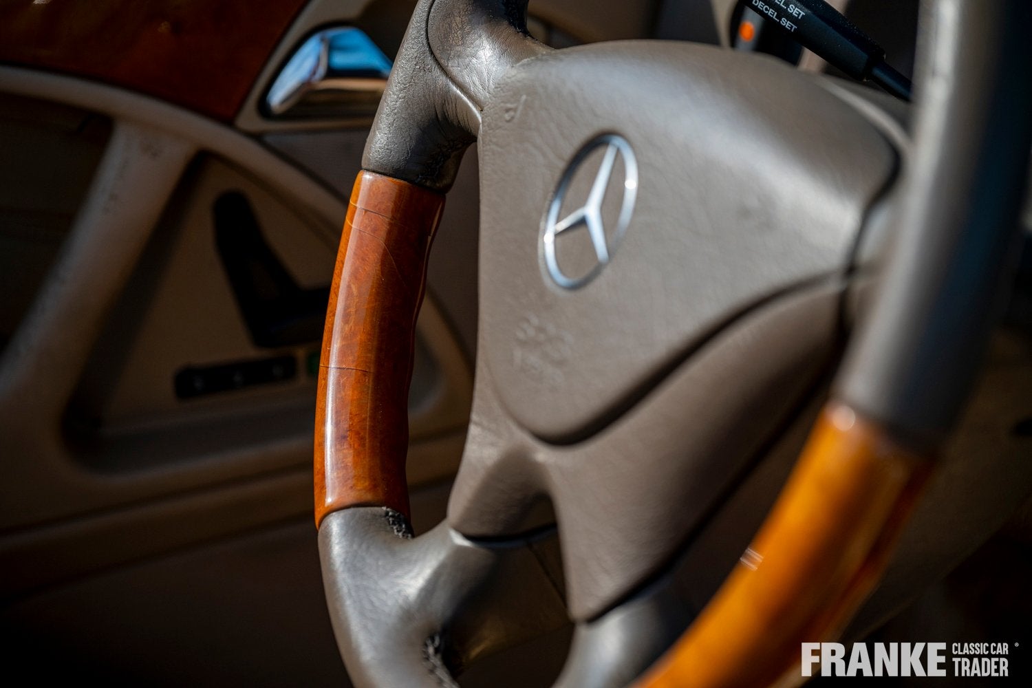 Mercedes-Benz SL-klasse Cabrio 500 V8. Youngtimer met matchi, foto 10