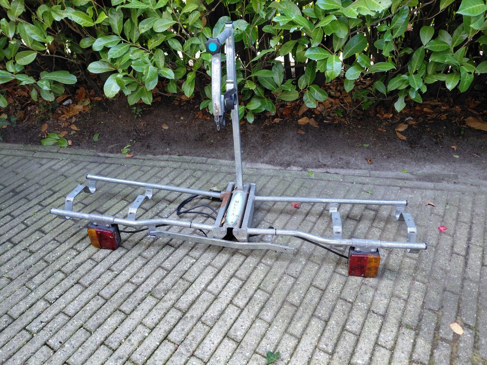 Fietsendrager voor trekhaak - verlichting defect, Ophalen, 2 fietsen, Gebruikt, Trekhaakdrager