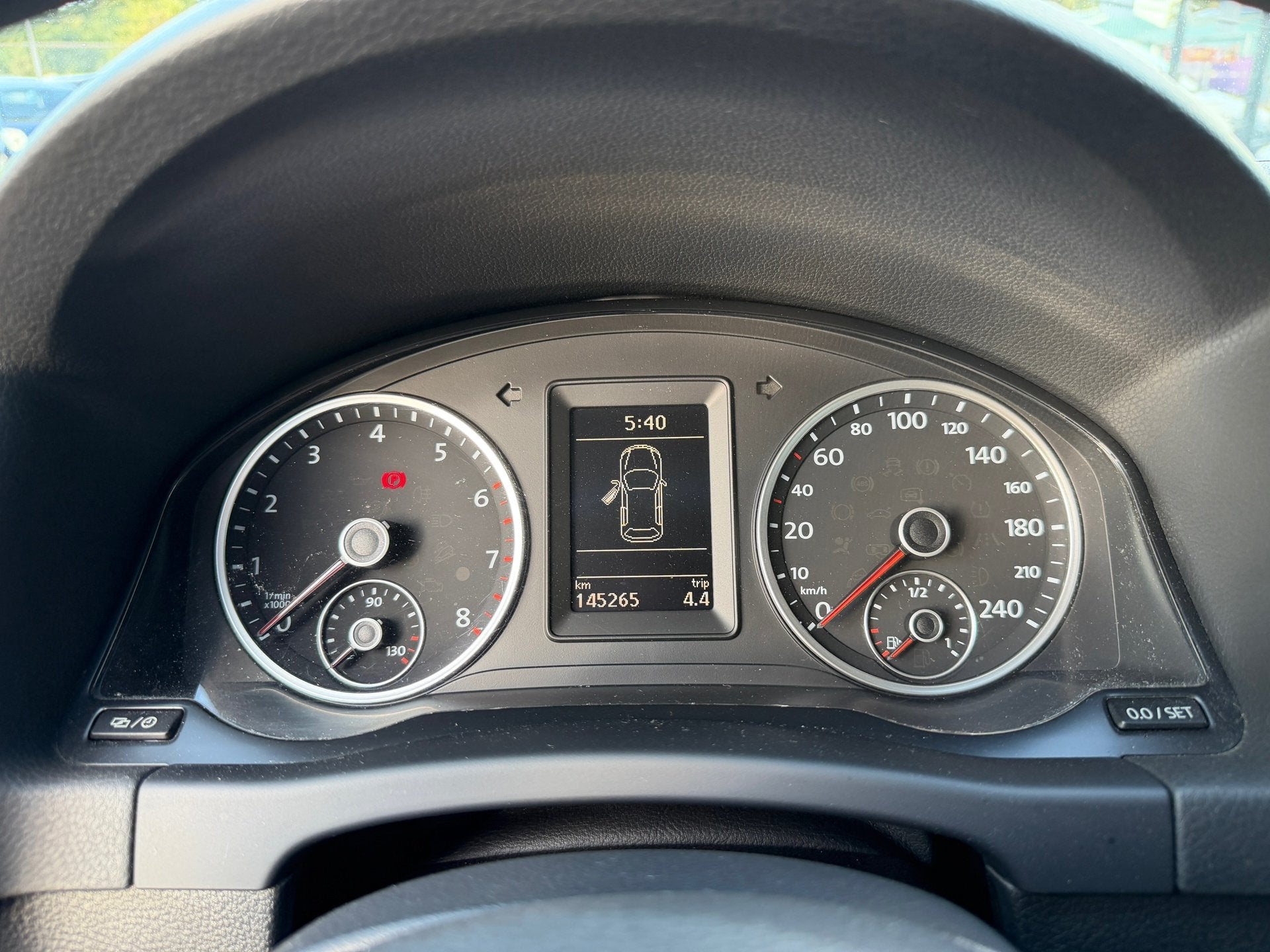 Volkswagen Tiguan 1.4 TSI Easyline|Camera|Carplay|Trekhaak, Auto's, Voorwielaandrijving, Euro 5, 15 km/l, Gebruikt