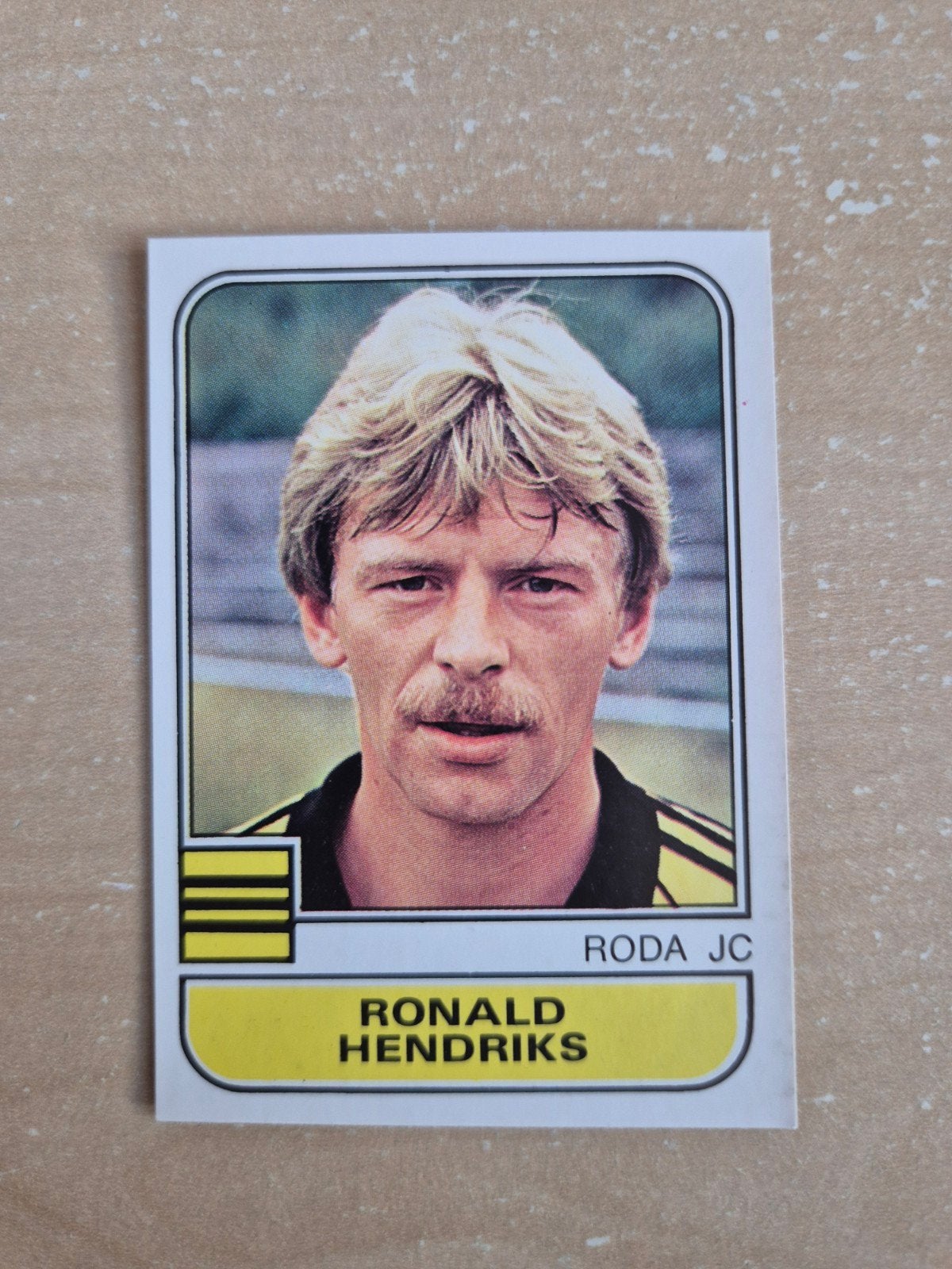 Panini Voetbal 82 Ronald Hendriks Roda JC, Verzamelen, Sportartikelen en Voetbal, Ophalen of Verzenden, Zo goed als nieuw, Roda JC