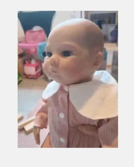 Realistische baby pop levensecht Meadow roze (49cm), Ophalen of Verzenden, Nieuw, Pop